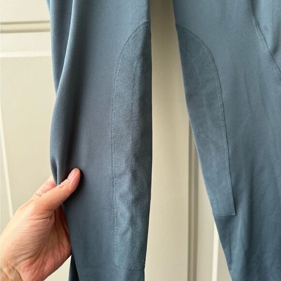 Kerrits Flowrise Knee Patch Performance Tight – Blue Shadow Size L - Picture 6 of 9